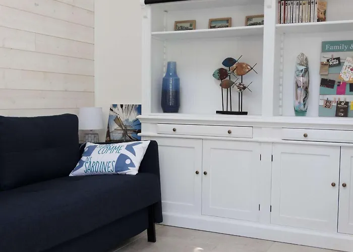 Josephine Saint Gilles Croix De Vie * Les Bussolleries